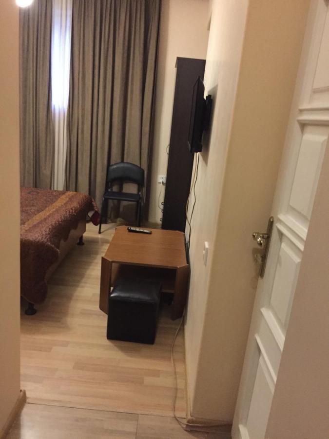 Piano Hotel ティビリシ エクステリア 写真